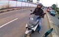 Yamaha NMAX Nekat Lawan Arus, Dihadang Pemotor Malah Ngamuk, Kalau Tahu Sanksinya Bisa Nangis