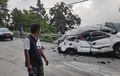 Ngeri, Toyota Rush dan Honda CR-V Nyaris Gepeng Ditimpa Truk Tangki, Kondisi Penumpang Masih Teka-teki