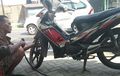 Motor Pakai Ban Tubeless Kok Masih Sering Kempis? Jangan Panik, Simak Nih Penyebabnya