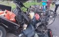 Tragis, Panther Pikap Berantakan Beradu Lawan Bus, Bapak dan Anak Terenggut Nyawa