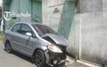 Motor Nongol Dadakan, Honda City Banting Kanan Masuk Jalur Lawan, Tampar Daihatsu Sigra