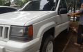 Cocok Buat Tampil Gagah, Jeep Grand Cherokee 2001 Siap Dilelang, Segini Nilai Limitnya