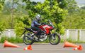 First Review Honda CB150X, Bodi Gede Tapi Lincah, Gimana Performanya?