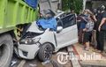 Bikin Merinding, Atap Honda Jazz Menganga Digilas Truk Dump, Renggut Nyawa Pengemudi