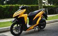 Honda Vario 125 Si Kuning Stylish Dengan Proporsi Kaki-kaki Istimewa