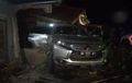 Akui Lupa Berdoa, Pajero Sport Sewaan Narik ke Kiri, Dua Rumah Jadi Korban
