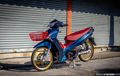 Honda Supra X 125 Berkeranjang Jadi Elegan dan Pamer Kaki Eye-Catching