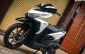 Honda Vario 150 Lawas Jadi Rupawan, Berbaju Putih dan Berhias Part Mewah