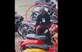 Pria Bertopi Diburu Pemilik Vespa Matik, Modal Obeng Baretin Bodi di Parkiran