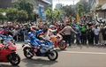 Potret Rombongam Pembalap MotoGP Parade Turing dari Depan Istana Negara, Enggak Nyangka Rame Banget