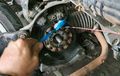 Enggak Sepopuler Servis CVT, Ini Manfaatnya Bersihkan Spul dan Magnet Motor Matic