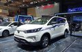 Menko Airlangga Resmi Buka Pameran IIMS Hybrid 2022, Langsung Gas Toyota Kijang Innova Listrik