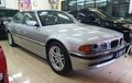 BMW 730il E38 Tahun 1996 Jarang Sentuh Aspal, Odometer Baru 27 Ribu Kilometer Dilepas Segini
