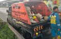 Jasanya Jarang Diapresiasi Orang, Begini Kisah Petugas Kebersihan Tol Jakarta-Cikampek Saat Mudik Lebaran 2022