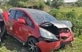 Misterius, Honda Jazz GE8 Diangkat Dari Dasar Sungai, Sopir Kabur Bawa Pelat Nomor