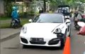 Ngilu, Porsche 718 Boxster Terkoyak di Alam Sutera, Honda Vario Pengojek Online Remuk