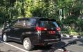 Geger Toyota Kijang Innova Pelat Merah Terobos Area CFD di Jalan Darmo, Ternyata Punya Pejabat Pemkot Surabaya!