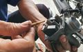 Begini Tips Agar Motor yang Masih Pakai Karburator Lolos Uji Emisi