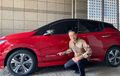Pertama di Dunia, Duta Besar Jepang Untuk Indonesia Pakai Nissan LEAF Buat Kendaraan Dinas