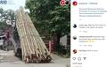 Suzuki Carry Angkut Bambu Hingga Overload, Sampai Wheelie Pas Lewat Gundukan, Padahal Ada Sanksinya Lo