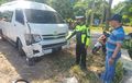 Tragedi Toyota HiAce Kesetanan, Satu Keluarga Tunggangi Honda Karisma Tewas Sia-sia