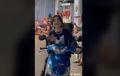 Tenar Gara-gara Citayam Fashion Week, Jeje Slebew Jadi Sorotan saat Naik Yamaha Mio