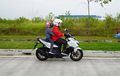 Haram Duduk di Depan, Ini Wejangan Pakar Safety Soal Cara Aman Riding Bareng Bocil