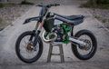 Kawasaki KX500 Modern Dirt Bike, Bodi Karbon, Garpu Depan Dari Suzuki