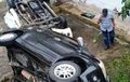 Selisih Satu Jam, Dua Daihatsu Xenia Hitam dan Putih Gelimpang di Lokasi Sama