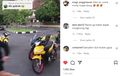 Yamaha R15 Tak Kuat Tahan Jupiter MX 135 yang Oleng, Berakhir Rebahan di Jalan, Netizen Ikutan Nyesek
