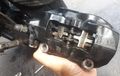Tips Perbaikan Motor Bekas, Ini Penyebab Rem Motor Macet Saat Dipakai