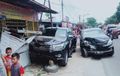'Hilux Ngantuk' Tusuk Avanza, Sekejap Terpejam Pun Tak Kenal Ampun