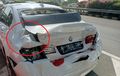 Ngilu Sampai  Dengkul, Bodi BMW 520i Terlipat, Musuh Dua Kali Lipat Lebih Gede