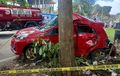 Honda Brio Pak Polisi Gagal Nyalip, Ambyar Lawan Pohon, 1 Nyawa Melayang
