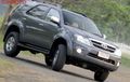 Cara Terjangkau Tampil Gagah, Harga Mobil Bekas Toyota Fortuner Generasi Pertama Ternyata Sudah Semurah Ini 