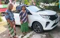 Seorang Kakek di Sragen Gegerkan Dealer Daihatsu, Beli All New Sigra Pakai Uang Sekarung