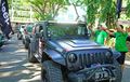 Bukan Buat Jajal Ketangguhan Tunggangan, Para Pemilik Jeep Justru Diajak Menikmati Keindahan Pantai Bira