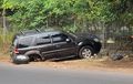 Ford Escape Tak Berdaya, Roda Belakang Putus, Adu Gebrak Musuh Toyota Calya