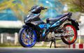 Tampang Sporty Yamaha MX King 150 Dijejali Pelek Belang Beda Warna