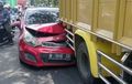 Truk Trailer Berulah, Lima Kendaraan Rusak Tabrak-tabrakan Kaya Karambol, Begini Kronologinya