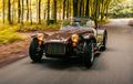 Mobil Baru Caterham Super Seven 600 Tampil Jadul, Pakai Mesin Kei Car!