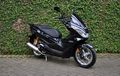 Honda PCX 150 Euro Style, Sok Ohlins Buat NMAX, Body Ketempelan Carbon