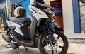 Ini Sebabnya Motor Matic Jangan Asal Geber Saat di Standar Tengah