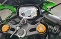 Gampang! Begini Cara Menghubungkan New Kawasaki ZX-25R ke Smartphone