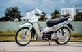 Honda Karisma 125 Istimewa, Warna Bodi Unik, Full Aksesori Apik