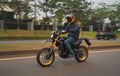 Review Lengkap Kawasaki KLX230SM, Versi Supermoto Kakak D-Tracker 150