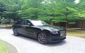 Interior Mobil Baru Rolls-Royce Black Badge Ghost Berbalut Serat Karbon