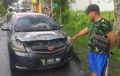 Vios Kesayangan Gosong Habis Servis, Mesin Berasap Disiram Air, Api Membesar