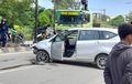 Sang LCGC Terkulai, Bodi Toyota Calya Rontok, Airbag Meledak Musuh Benda Padat