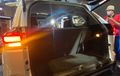 Gampang Banget, Cara Lipat Jok Belakang Toyota Kijang Innova Zenix